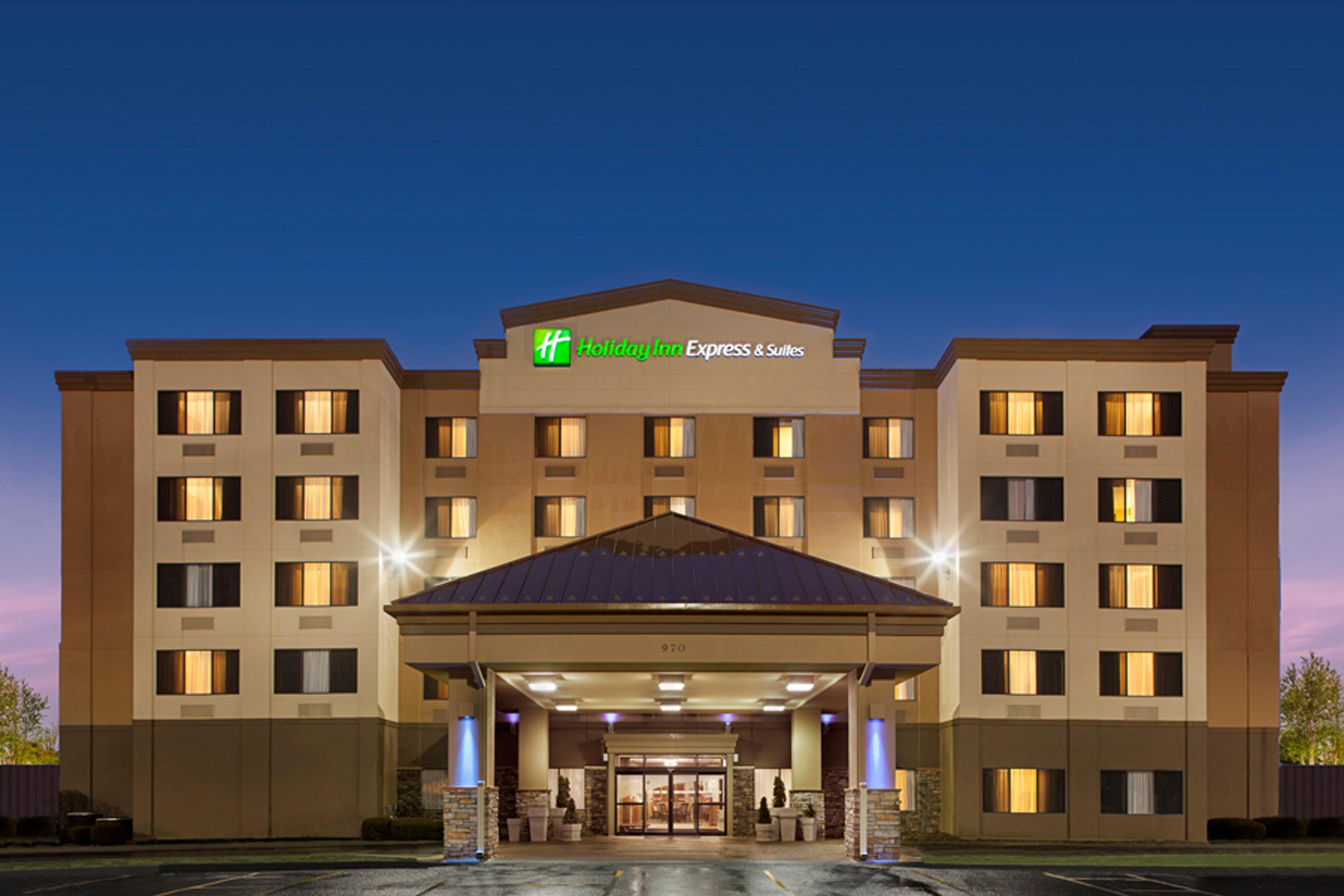 Holiday Inn Express Hotel & Suites Coralville, An Ihg Hotel Bagian luar foto